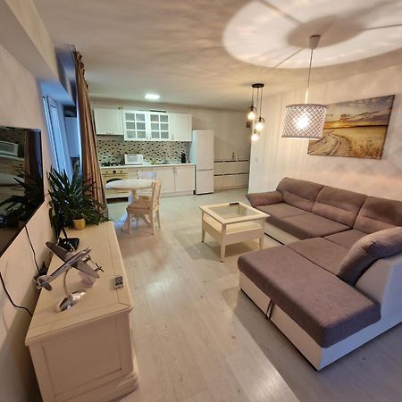 Wizz Pilot Residence Otopeni Zewnętrze zdjęcie